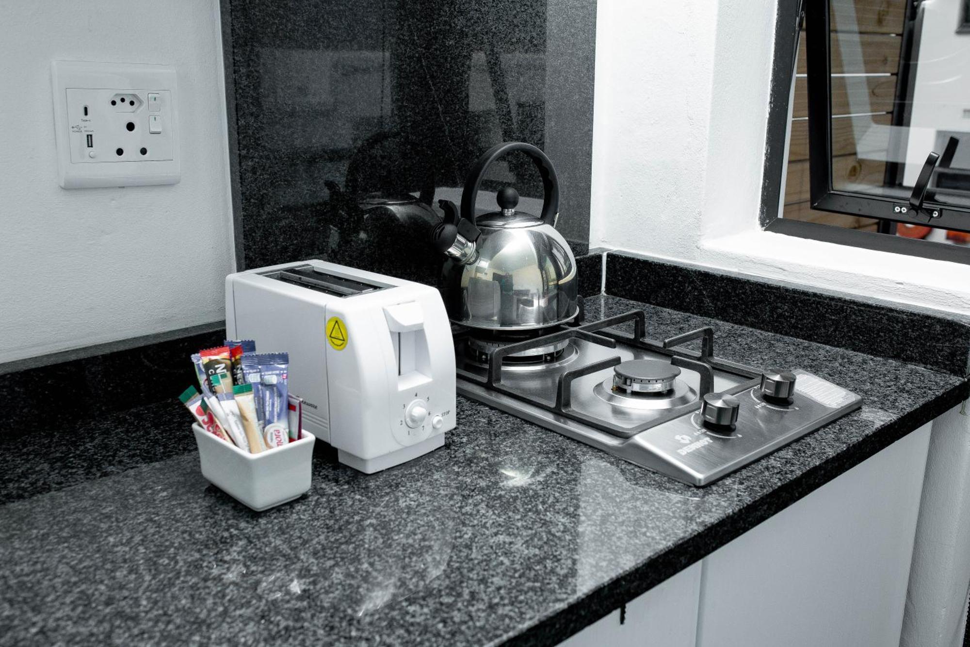 Vetho 1 Apartments Or Tambo Airport Johannesburg Bagian luar foto