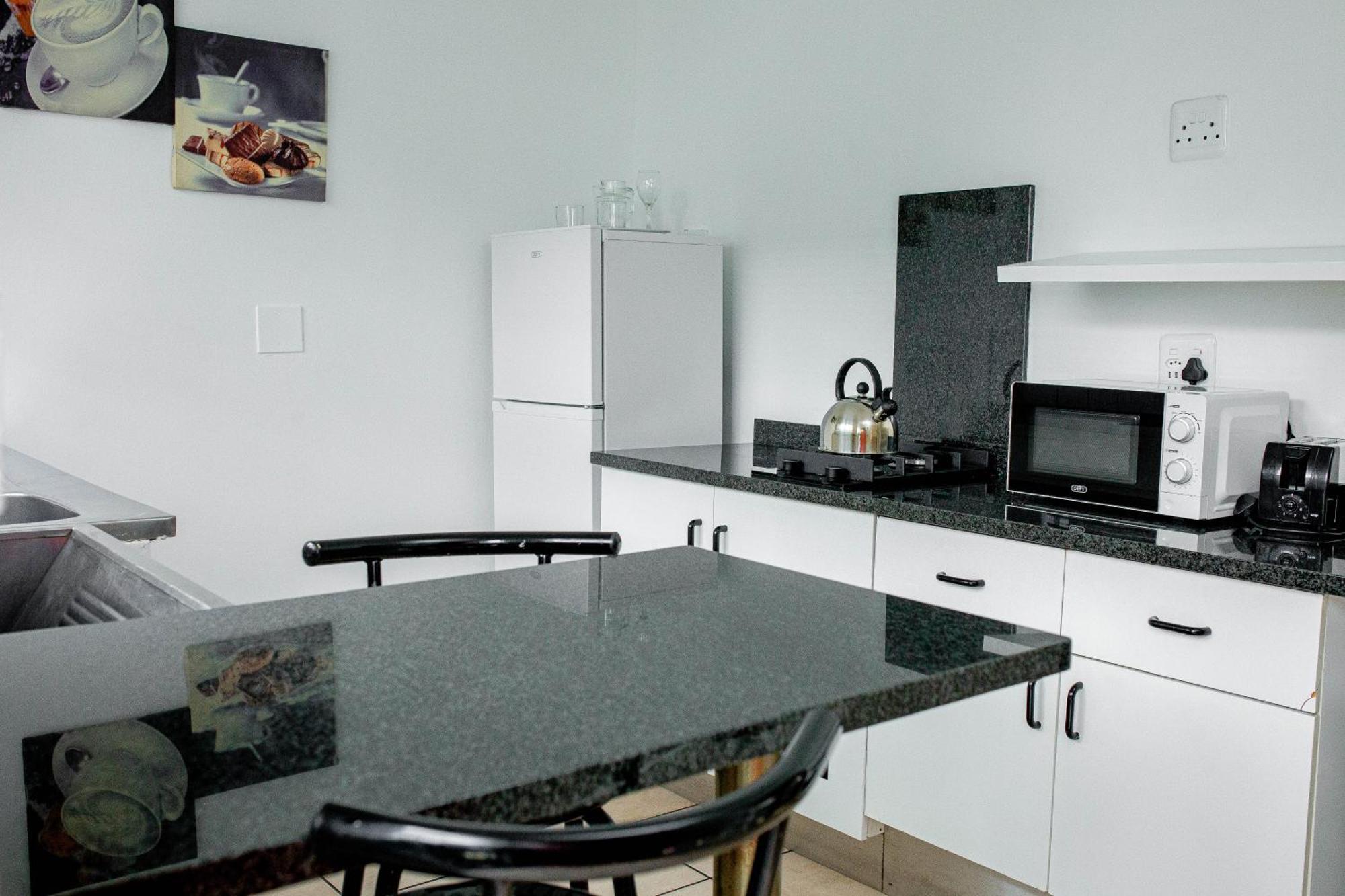Vetho 1 Apartments Or Tambo Airport Johannesburg Bagian luar foto