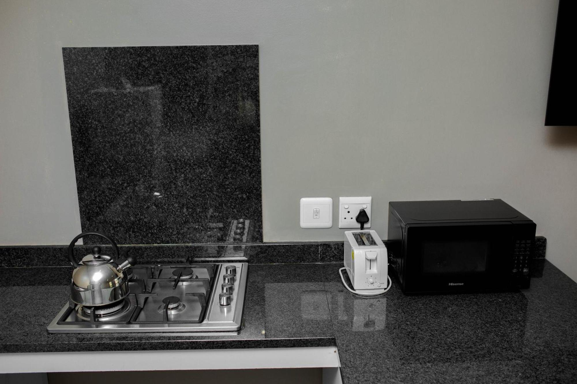 Vetho 1 Apartments Or Tambo Airport Johannesburg Bagian luar foto