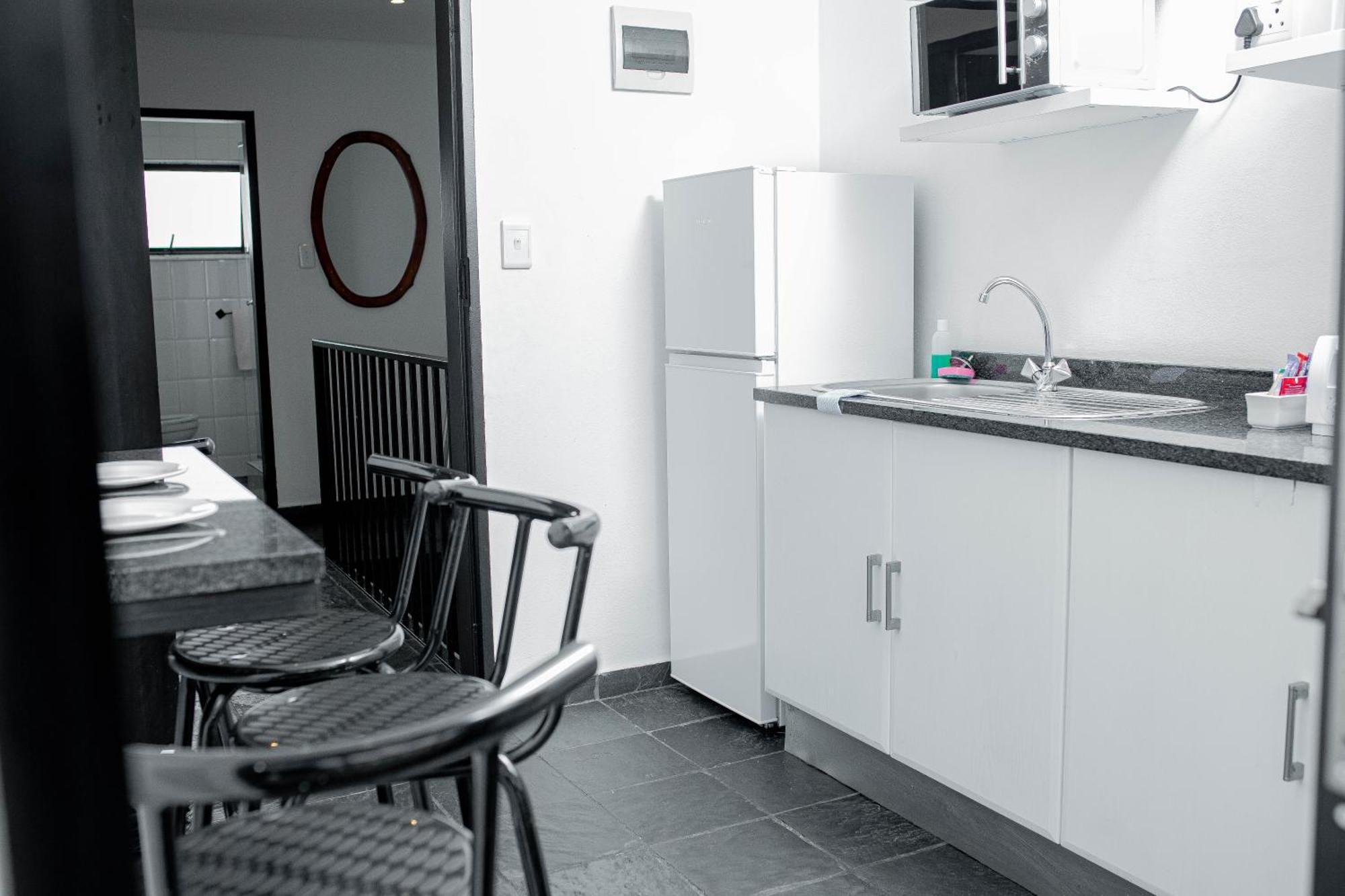 Vetho 1 Apartments Or Tambo Airport Johannesburg Bagian luar foto